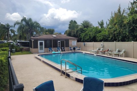 Townhouse in Flagler Beach, Florida 2 bedrooms, 111.11 sq.m. № 1813184 - photo 11