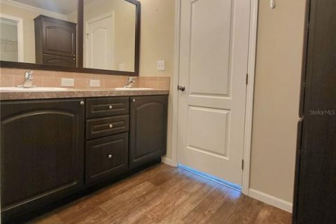 House in Bradenton, Florida 2 bedrooms, 94.11 sq.m. № 1826992 - photo 12