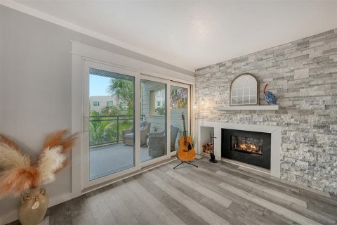Купить кондоминиум в Сарасота, Флорида 6 комнат, 117.71м2, № 1810355 - фото 7
