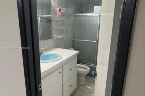 Condominio en venta en Miami Gardens, Florida, 2 dormitorios, 83.8 m2 № 1692830 - foto 28