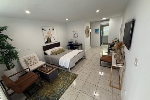 Apartment in Miami Beach, Florida 799.89 sq.m. № 1925429 - photo 20