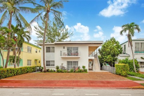 Apartment in Miami Beach, Florida 799.89 sq.m. № 1925429 - photo 16