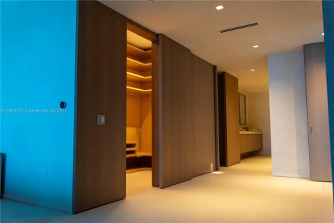 Copropriété à louer à Miami Beach, Floride: 3 chambres, 274.9 m2 № 1950945 - photo 22