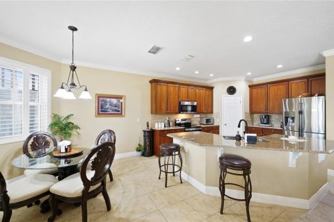 House in Palm Coast, Florida 4 bedrooms, 324.23 sq.m. № 1801836 - photo 7