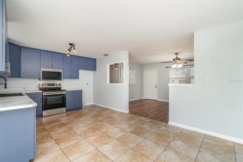 Casa en venta en Port Charlotte, Florida, 3 dormitorios, 101.08 m2 № 1740784 - foto 5