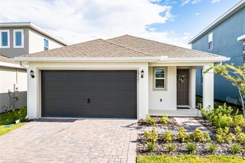 House in Minneola, Florida 4 bedrooms, 153.66 sq.m. № 1873680 - photo 1