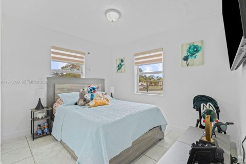 Villa ou maison à vendre à Miami, Floride: 3 chambres, 104.24 m2 № 2059948 - photo 15