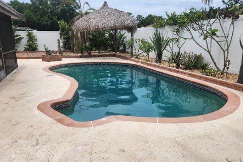 House in Tampa, Florida 3 bedrooms, 143.53 sq.m. № 2100300 - photo 28