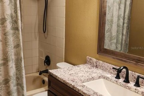 House in Tampa, Florida 3 bedrooms, 143.53 sq.m. № 2100300 - photo 20