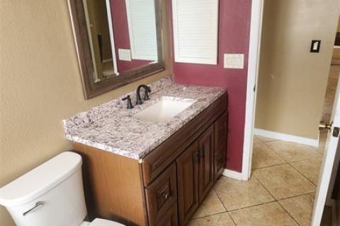 House in Tampa, Florida 3 bedrooms, 143.53 sq.m. № 2100300 - photo 21