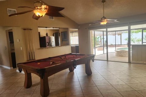 House in Tampa, Florida 3 bedrooms, 143.53 sq.m. № 2100300 - photo 29