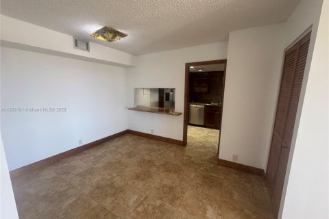 Copropriété à vendre à Miami, Floride: 2 chambres, 121.89 m2 № 1958428 - photo 2
