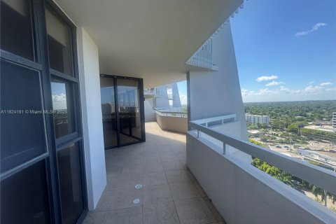 Copropriété à vendre à Miami, Floride: 2 chambres, 121.89 m2 № 1958428 - photo 12