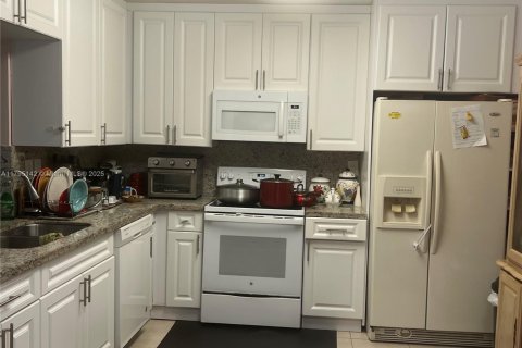 Studio in the Condo in Miami, Florida  № 1962712 - photo 10