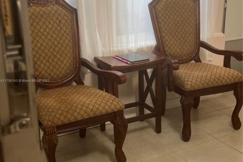 Studio in the Condo in Miami, Florida  № 1962712 - photo 19