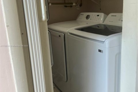 Studio in the Condo in Miami, Florida  № 1962712 - photo 30