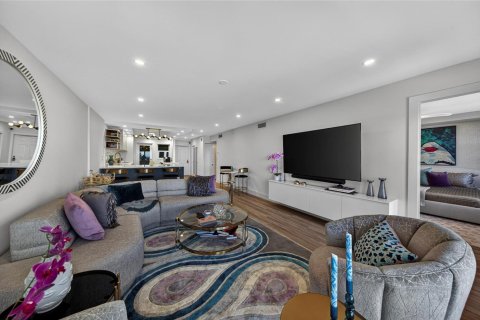 Copropriété à vendre à Pompano Beach, Floride: 2 chambres, 105.91 m2 № 2084544 - photo 6