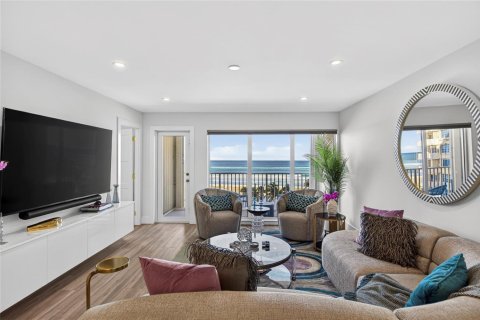Copropriété à vendre à Pompano Beach, Floride: 2 chambres, 105.91 m2 № 2084544 - photo 2