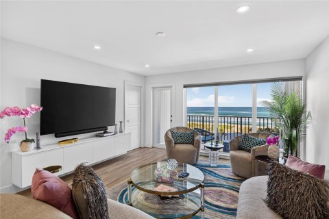 Copropriété à vendre à Pompano Beach, Floride: 2 chambres, 105.91 m2 № 2084544 - photo 3