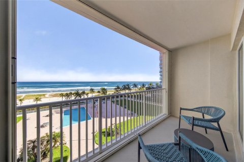 Copropriété à vendre à Pompano Beach, Floride: 2 chambres, 105.91 m2 № 2084544 - photo 28