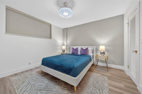 Copropriété à vendre à Pompano Beach, Floride: 2 chambres, 105.91 m2 № 2084544 - photo 25