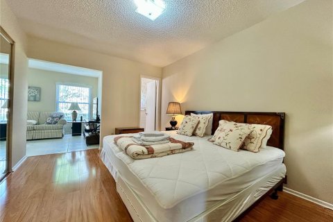 Condo in Clearwater, Florida, 2 bedrooms № 2115842 - photo 18