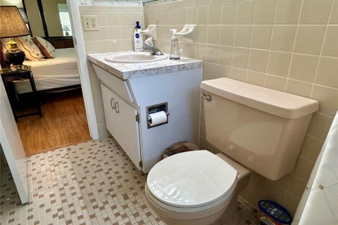 Condo in Clearwater, Florida, 2 bedrooms № 2115842 - photo 21