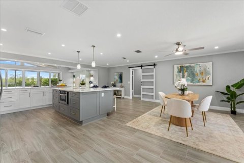 Villa ou maison à vendre à New Port Richey, Floride: 3 chambres, 177.07 m2 № 2149825 - photo 6