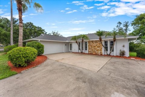 Villa ou maison à vendre à New Port Richey, Floride: 3 chambres, 177.07 m2 № 2149825 - photo 4