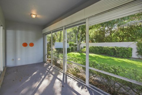 Villa ou maison à vendre à Port St. Lucie, Floride: 3 chambres, 171.78 m2 № 2298005 - photo 29
