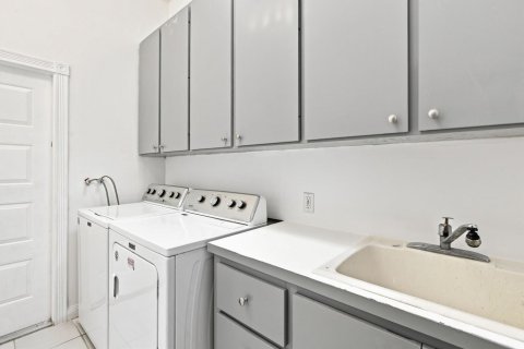 Villa ou maison à vendre à Port St. Lucie, Floride: 3 chambres, 171.78 m2 № 2298005 - photo 20