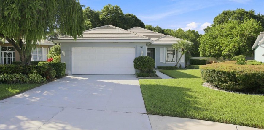 Villa ou maison à Port St. Lucie, Floride 3 chambres, 171.78 m2 № 2298005