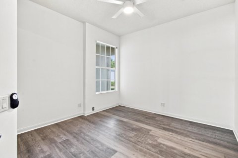 Villa ou maison à vendre à Port St. Lucie, Floride: 3 chambres, 171.78 m2 № 2298005 - photo 17