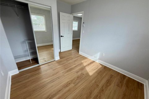 Villa ou maison à vendre à Saint Petersburg, Floride: 4 chambres, 140.75 m2 № 2406963 - photo 8