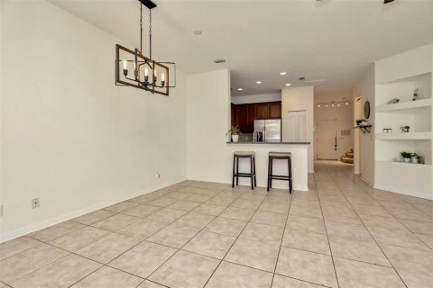 Touwnhouse à vendre à Riverview, Floride: 3 chambres, 179.3 m2 № 1838568 - photo 11