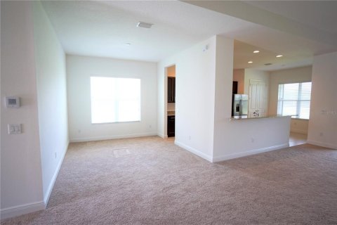 Casa en alquiler en Wesley Chapel, Florida, 3 dormitorios, 277.5 m2 № 1837125 - foto 2