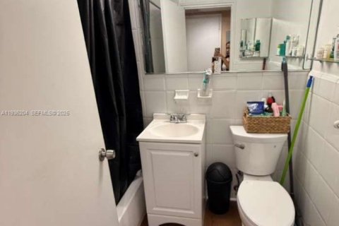 Copropriété à louer à Miami Beach, Floride: 30.19 m2 № 1994251 - photo 5