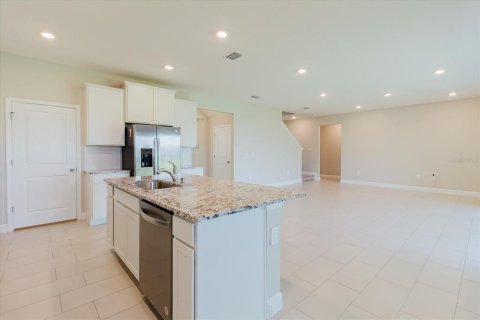 House in Bradenton, Florida 4 bedrooms, 307.88 sq.m. № 2209831 - photo 11