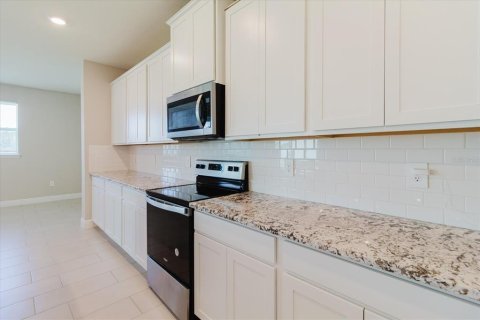 House in Bradenton, Florida 4 bedrooms, 307.88 sq.m. № 2209831 - photo 16