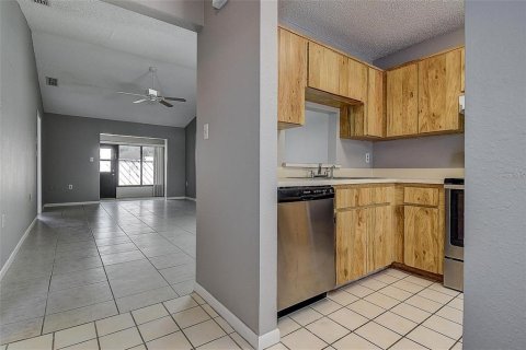 Casa en alquiler en Holiday, Florida, 2 dormitorios, 90.58 m2 № 2206711 - foto 3
