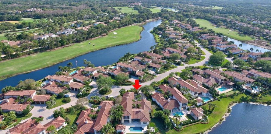 Villa ou maison à Jupiter, Floride 4 chambres, 382.85 m2 № 698960