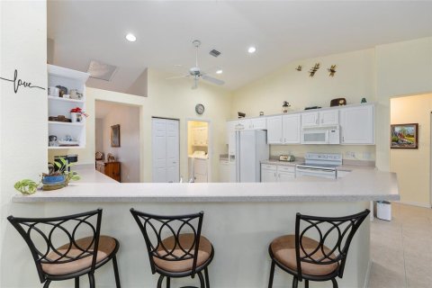 Villa ou maison à vendre à Summerfield, Floride: 3 chambres, 188.5 m2 № 2208712 - photo 12