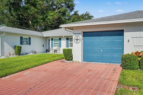House in Winter Haven, Florida 2 bedrooms, 123.84 sq.m. № 2151947 - photo 16