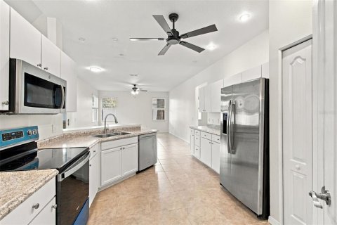Villa ou maison à vendre à Plant City, Floride: 3 chambres, 173.82 m2 № 2399210 - photo 15