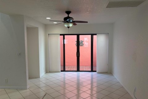 Casa en alquiler en Boca Raton, Florida, 3 dormitorios, 178.09 m2 № 2183898 - foto 14
