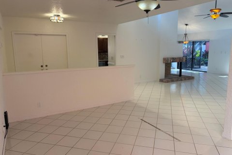 Casa en alquiler en Boca Raton, Florida, 3 dormitorios, 178.09 m2 № 2183898 - foto 12