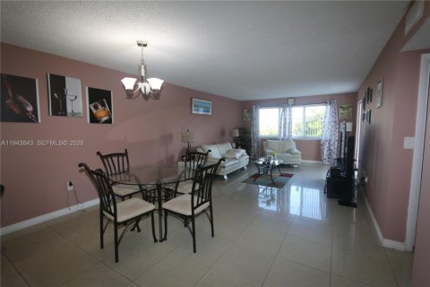 Купить кондоминиум в Хайалиа, Флорида 7 комнат, 96.15м2, № 2061314 - фото 5