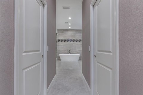House in Beverly Hills, Florida 3 bedrooms, 239.41 sq.m. № 2151333 - photo 17