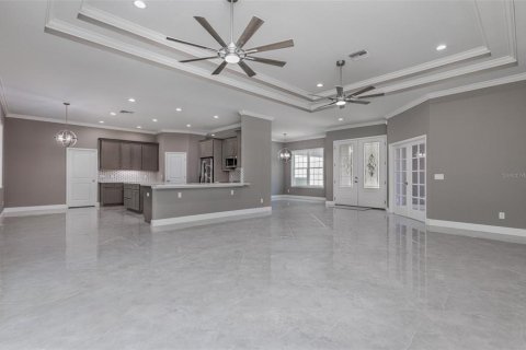 House in Beverly Hills, Florida 3 bedrooms, 239.41 sq.m. № 2151333 - photo 8