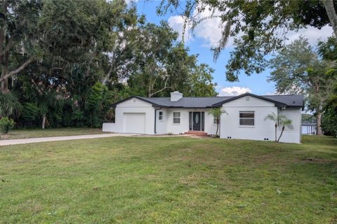 Villa ou maison à louer à Winter Park, Floride: 3 chambres, 180.97 m2 № 2413739 - photo 2